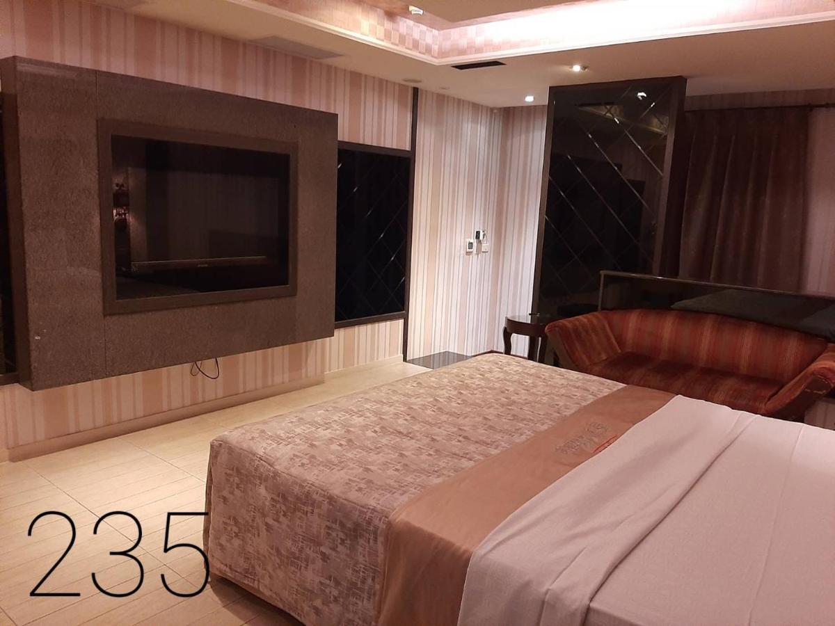 Chateau Motel & Spa Daliao Экстерьер фото